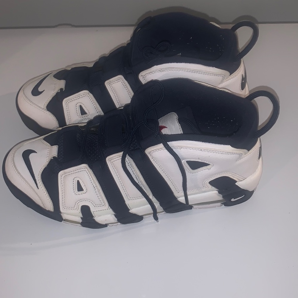 Nike up tempo